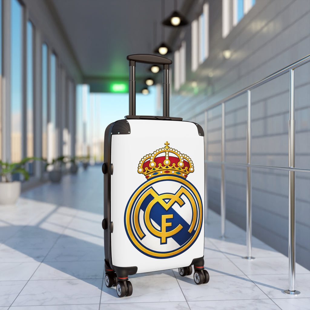 Maleta de cabina con el escudo del Real Madrid — Equipaje de viaje para aficionados al fútbol